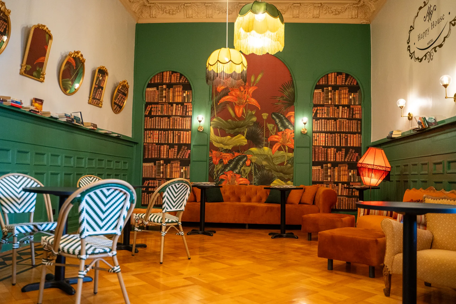 Common Areas at Happy Hostel Santiago — photo 3