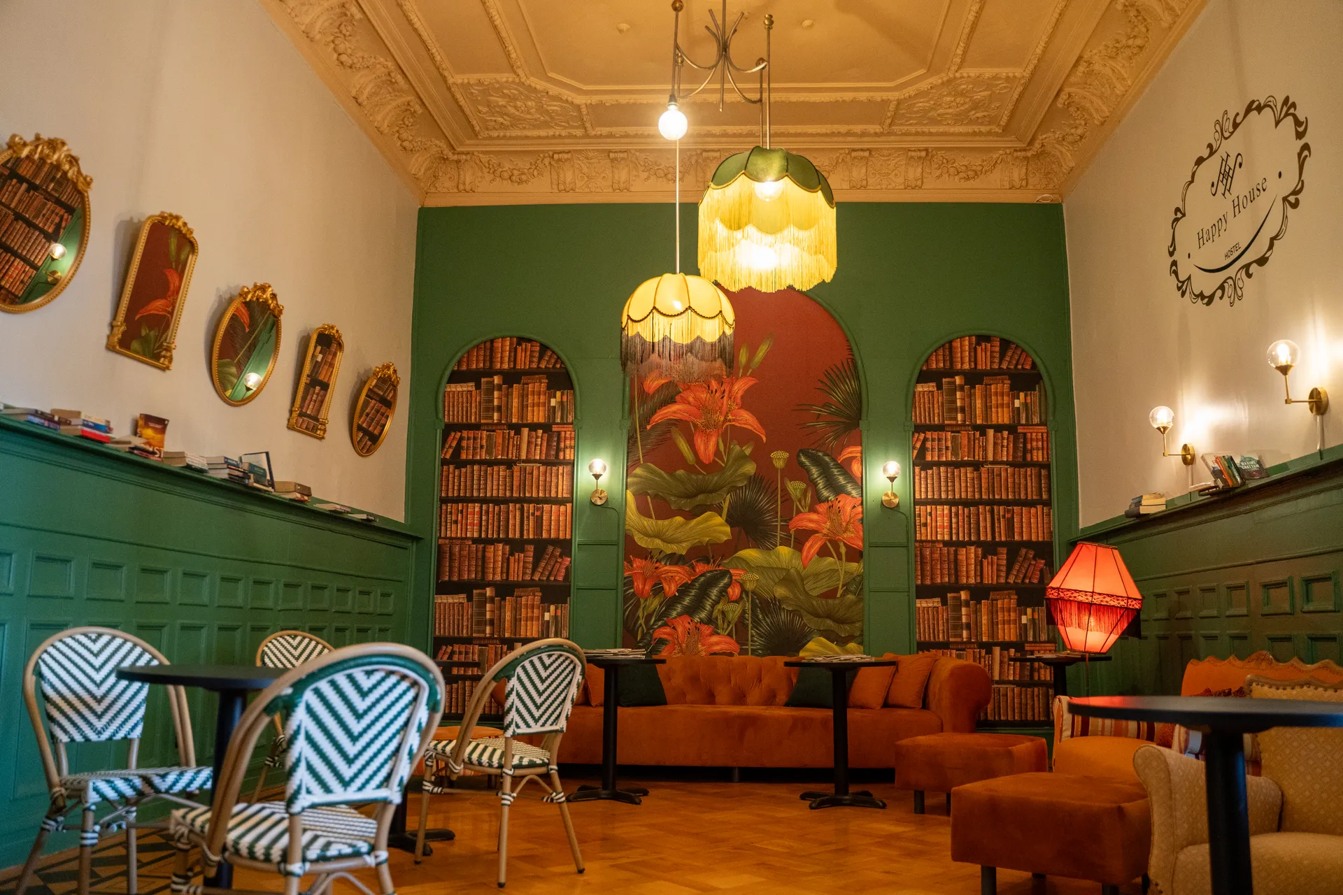 Common Areas at Happy Hostel Santiago — photo 4