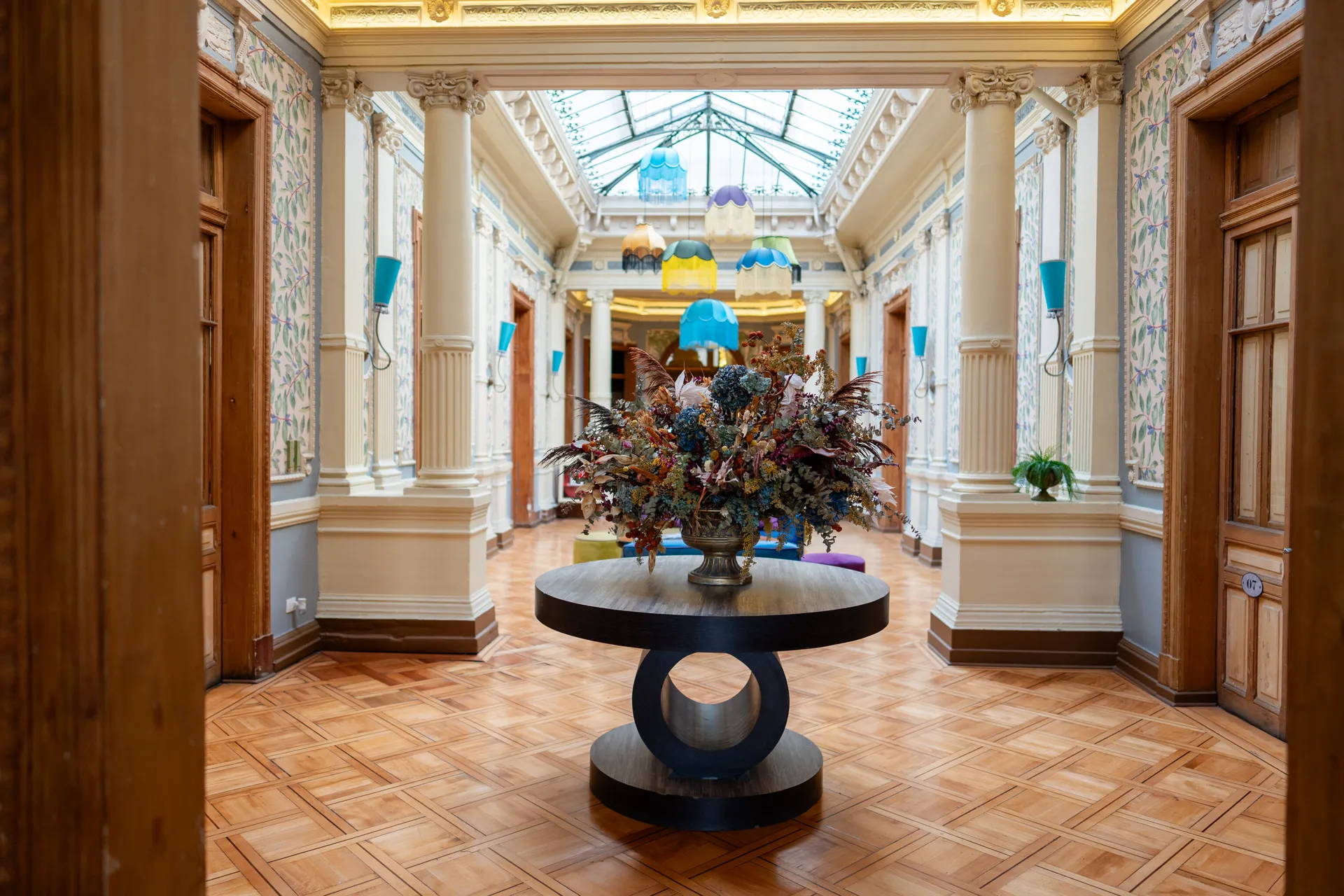 Grand Hall at Happy Hostel Santiago — photo 10