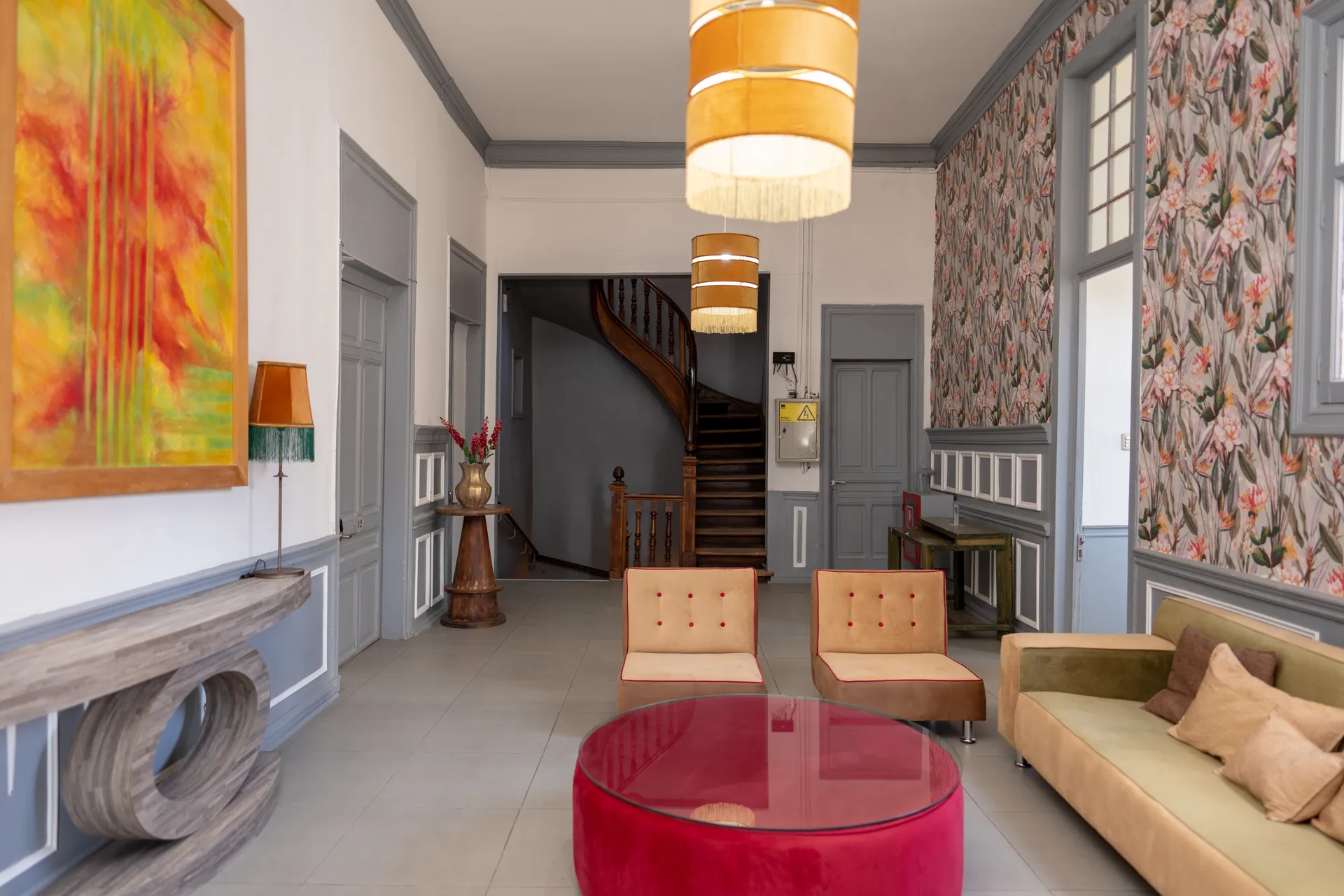 Grand Hall at Happy Hostel Santiago — photo 15