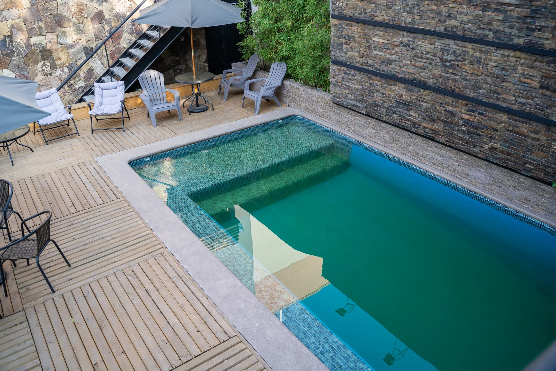 Garden & Patio at Happy Hostel Santiago — photo 20