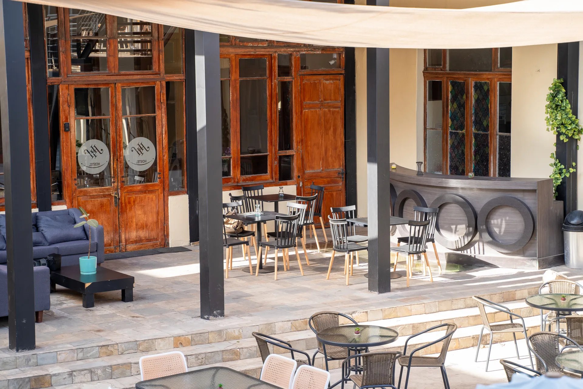 Garden & Patio at Happy Hostel Santiago — photo 24