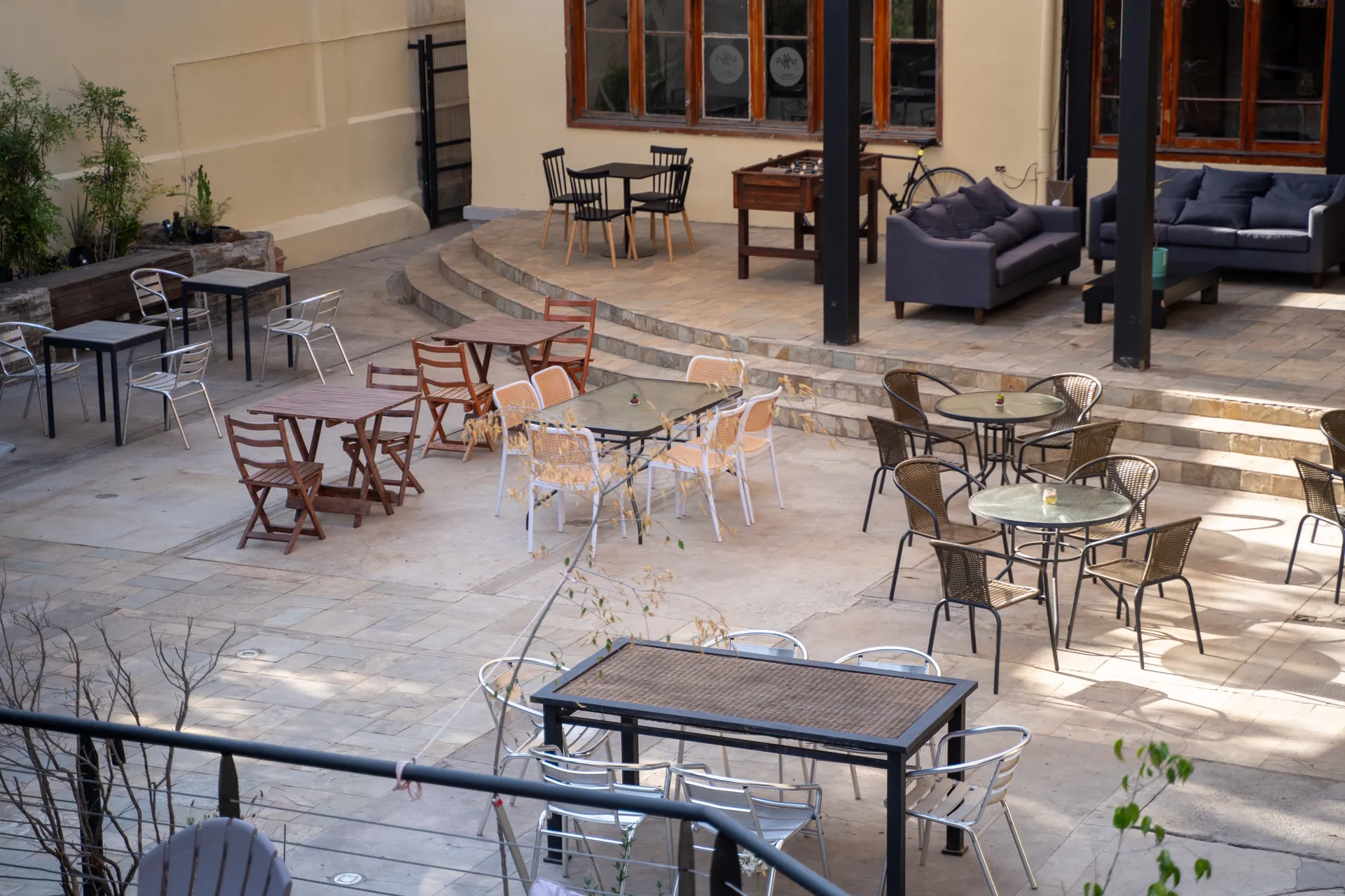 Garden & Patio at Happy Hostel Santiago — photo 32